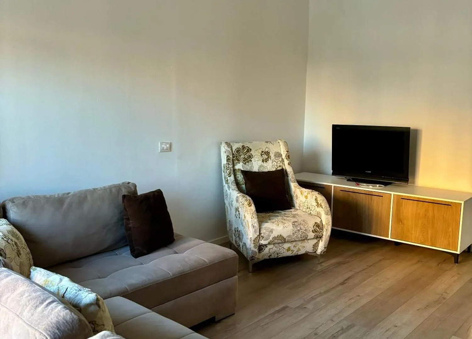 Sea Breeze Apartment Durres Albania