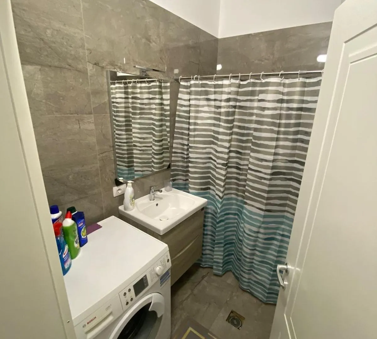 Sea Breeze Apartment Durres Albania