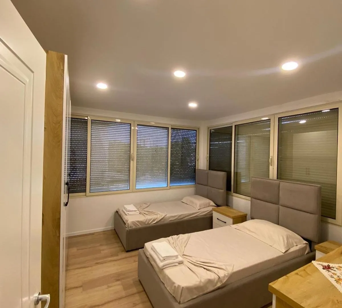 Sea Breeze Apartment Durres